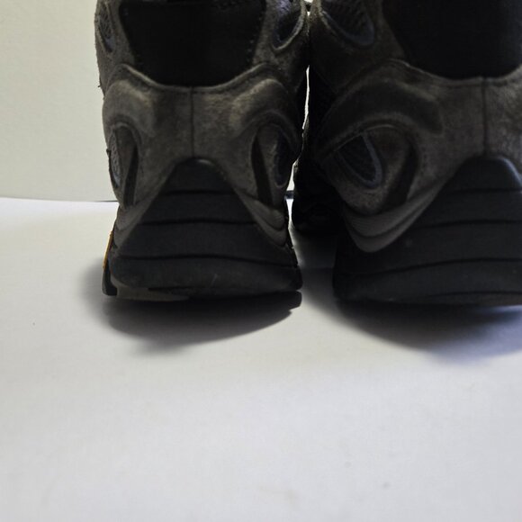 Women's Merrell Hiking Boots - Picture 6 of 12